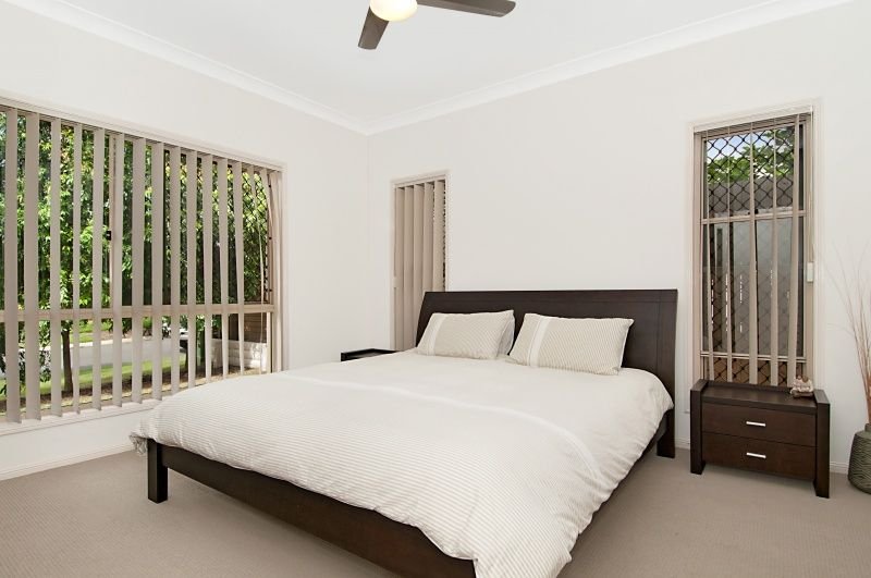 Photo - 3 Kennedia Court, North Lakes QLD 4509 - Image 6