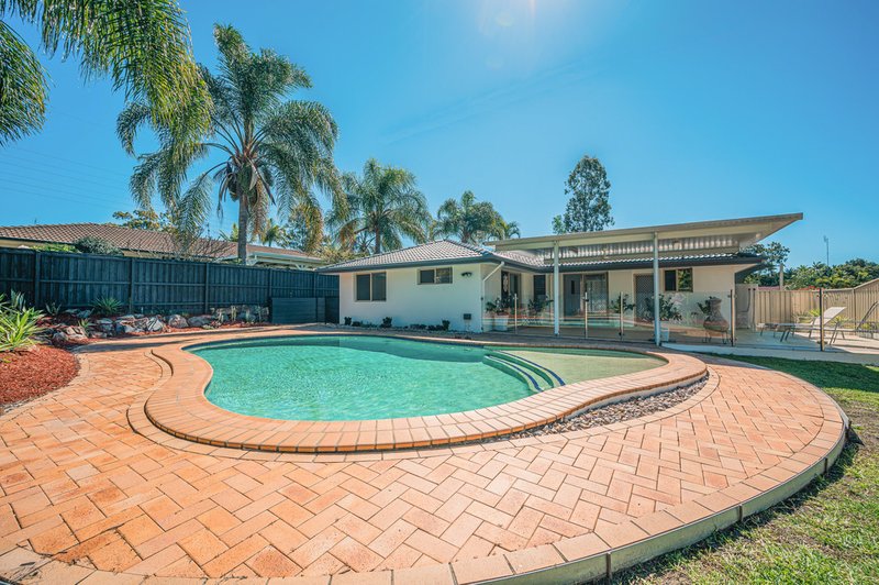 3 Kenneth Drive, Highland Park QLD 4211