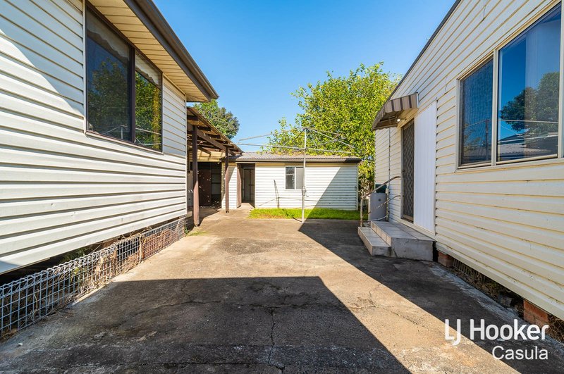 Photo - 3 Kenny Avenue, Casula NSW 2170 - Image 6