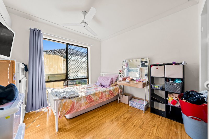 Photo - 3 Kenny Close, Forest Lake QLD 4078 - Image 11