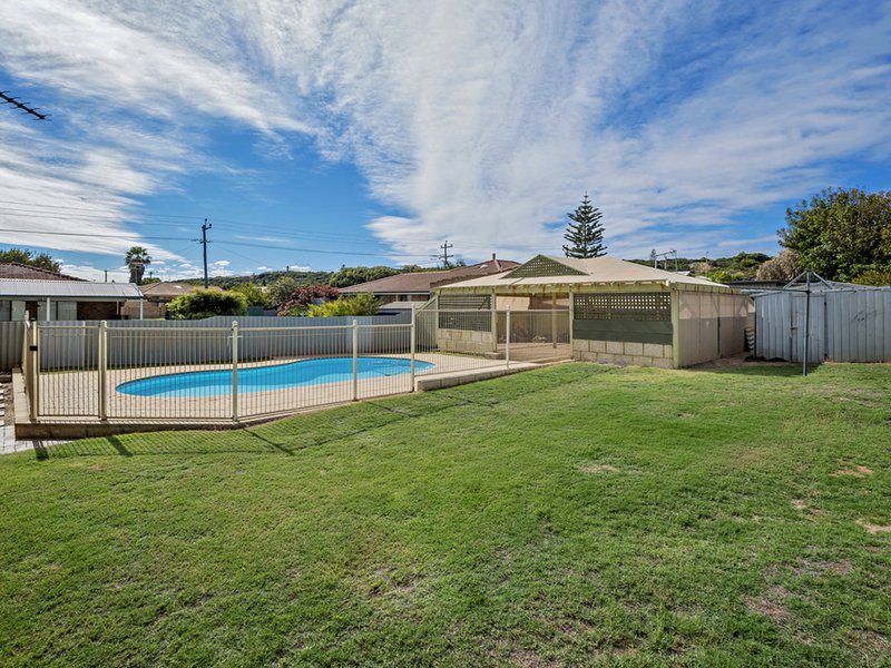 Photo - 3 Kent Street, Tarcoola Beach WA 6530 - Image 4