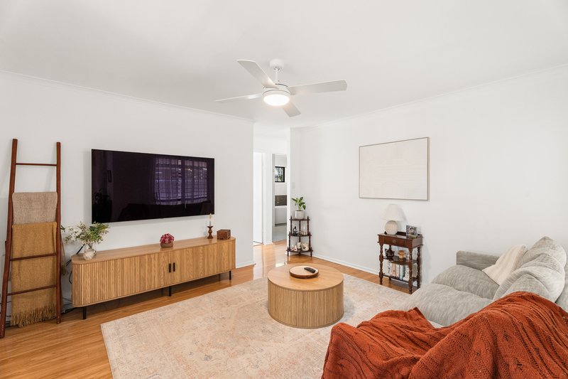 Photo - 3 Kentia Court, Kawungan QLD 4655 - Image 5