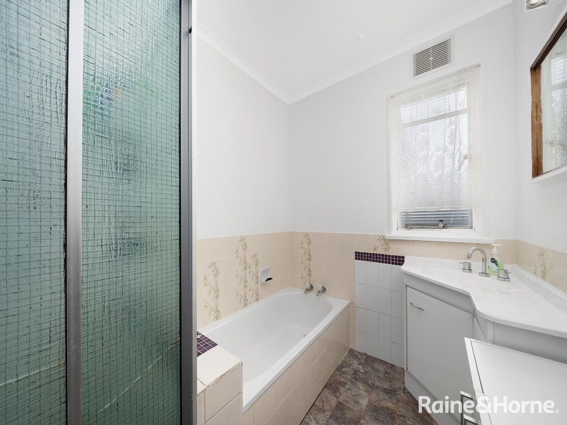 Photo - 3 Kerria Road, Risdon Vale TAS 7016 - Image 6
