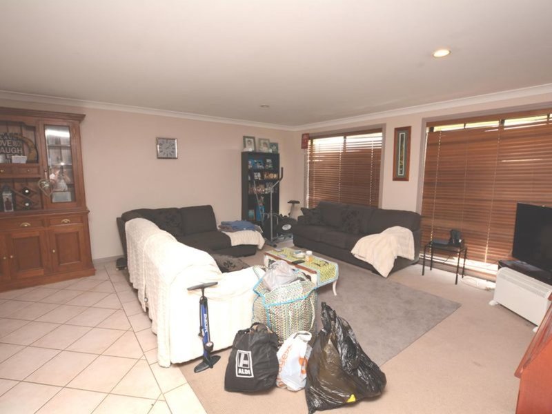 Photo - 3 Kestrel Avenue, Old Bar NSW 2430 - Image 4