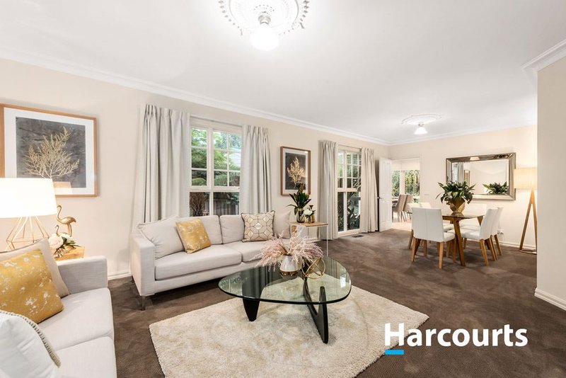 Photo - 3 Kew Place, Wantirna VIC 3152 - Image 3