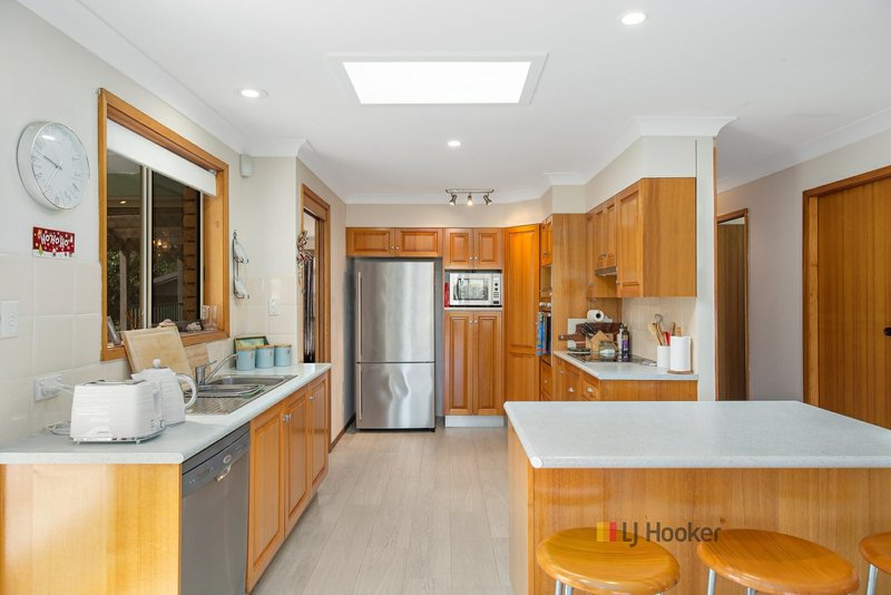 Photo - 3 Kewalo Avenue, Budgewoi NSW 2262 - Image 7