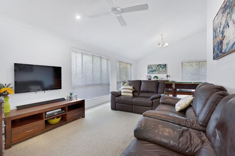 Photo - 3 Kingswood Court, Sunnybank Hills QLD 4109 - Image 4