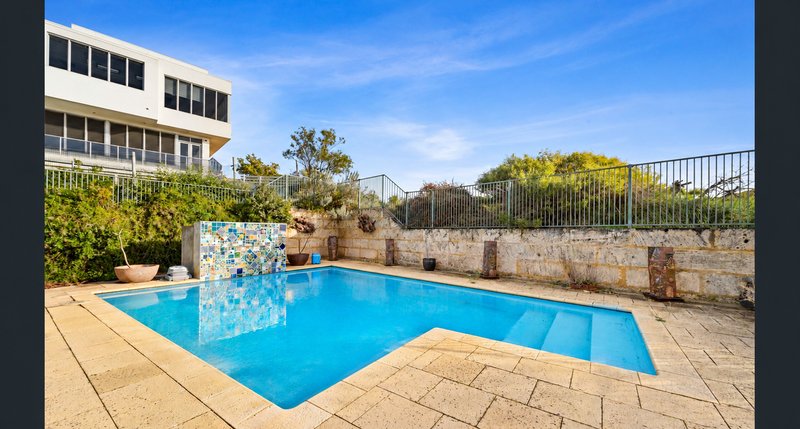 Photo - 3 Kirkwall Close, Warnbro WA 6169 - Image 9