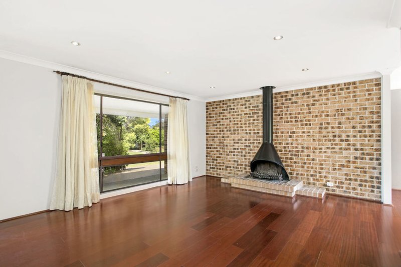 Photo - 3 Knightsbridge Place, Castle Hill NSW 2154 - Image 3