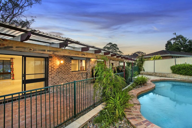 Photo - 3 Knightsbridge Place, Castle Hill NSW 2154 - Image 4