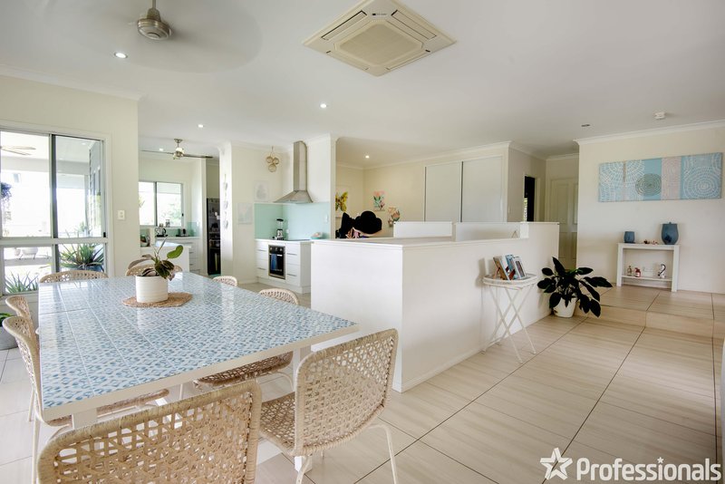 Photo - 3 Knowles Street, Whitfield QLD 4870 - Image 3