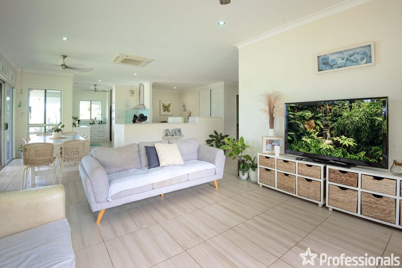 Photo - 3 Knowles Street, Whitfield QLD 4870 - Image 7