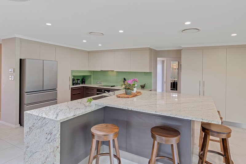 Photo - 3 Kristen Close, Buderim QLD 4556 - Image 6