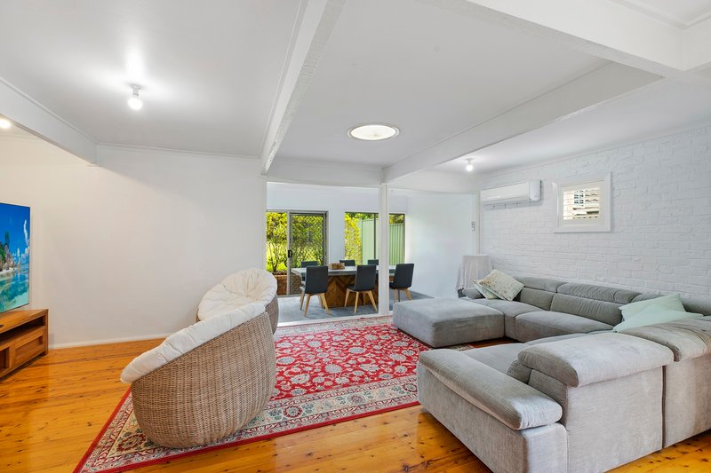 Photo - 3 Kuburra Road, Erina NSW 2250 - Image 3