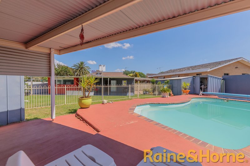 Photo - 3 Kurrajong Court, Dubbo NSW 2830 - Image 6