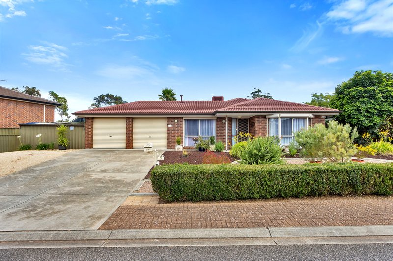 3 Lachlan Drive, Craigmore SA 5114