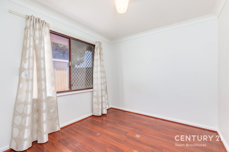 Photo - 3 Lachlan Road, Thornlie WA 6108 - Image 24