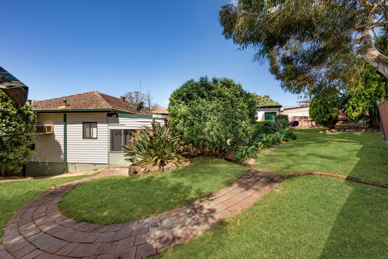 Photo - 3 Lachlan Street, Campbelltown NSW 2560 - Image 11