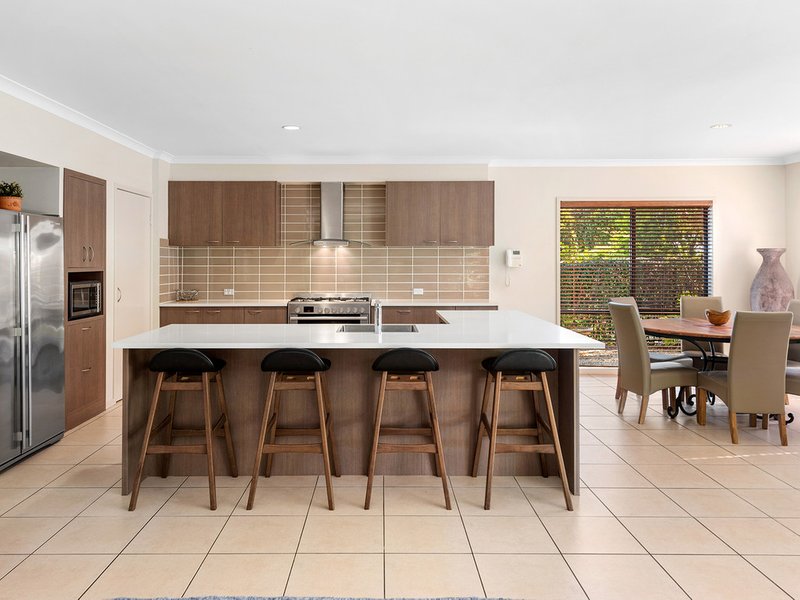 Photo - 3 Lagoon Court, Murrumba Downs QLD 4503 - Image 6