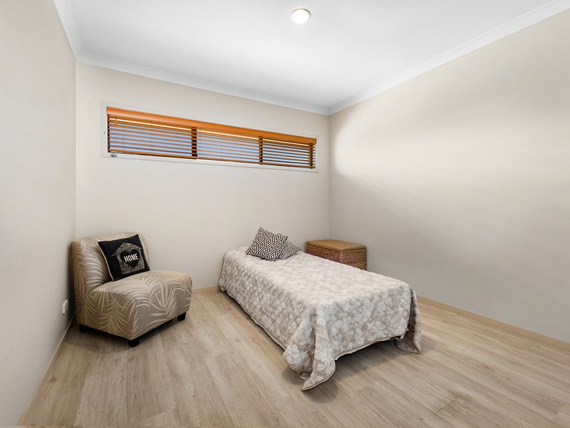 Photo - 3 Lagoon Court, Murrumba Downs QLD 4503 - Image 18