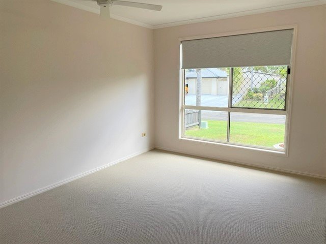 Photo - 3 Laguna Court, Urangan QLD 4655 - Image 14
