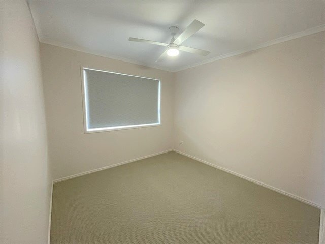 Photo - 3 Laguna Court, Urangan QLD 4655 - Image 20