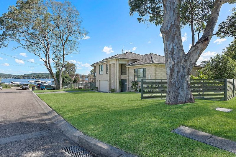 Photo - 3 Lake Street, Bolton Point NSW 2283 - Image 2