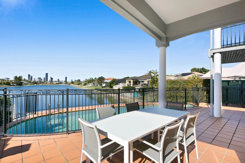 Photo - 3 Lamb Street, Broadbeach Waters QLD 4218 - Image 19