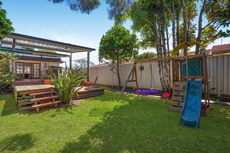 Photo - 3 Lancaster Avenue, Redcliffe QLD 4020 - Image 15