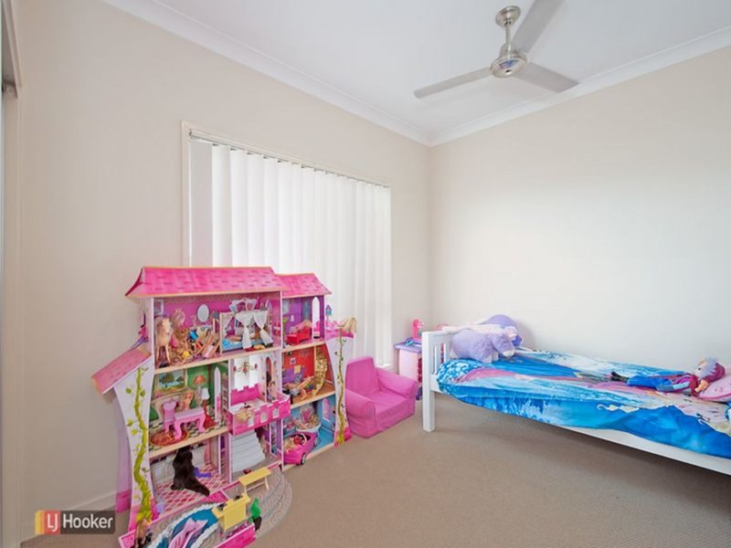 Photo - 3 Langer Circuit, North Lakes QLD 4509 - Image 12