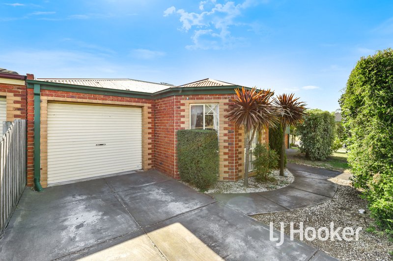 Photo - 3 Lansell Drive, Cranbourne North VIC 3977 - Image 11