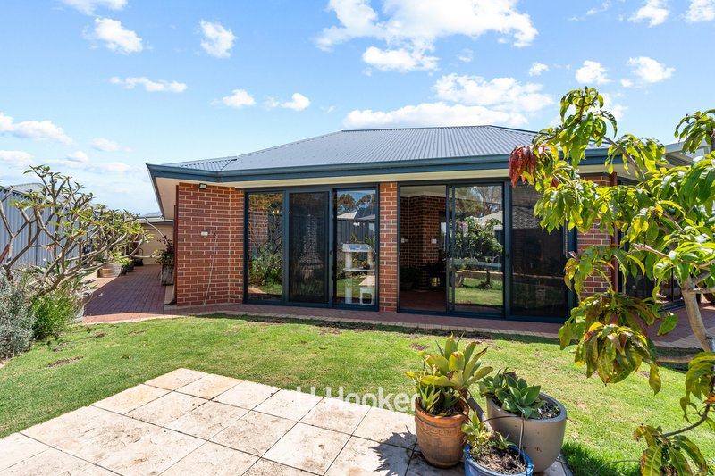 Photo - 3 Lapwing Road, Dalyellup WA 6230 - Image 17