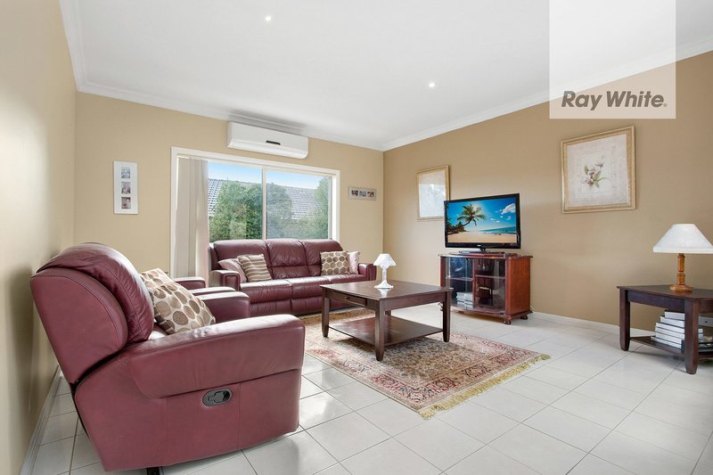 Photo - 3 Lapwing Road, South Morang VIC 3752 - Image 7