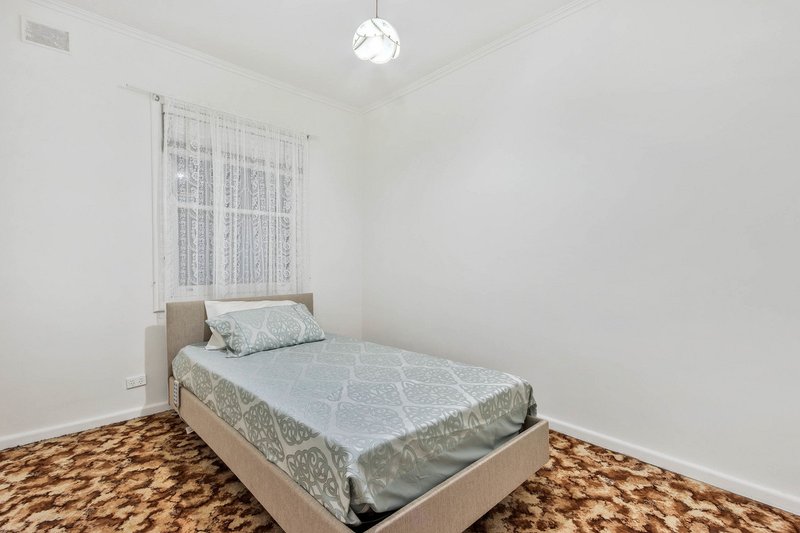 Photo - 3 Larkhill Road, Elizabeth North SA 5113 - Image 3