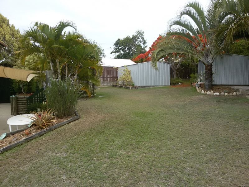 Photo - 3 Latrobe Street, Tannum Sands QLD 4680 - Image 16