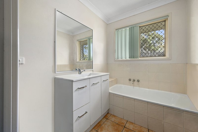 Photo - 3 Lavender Court, Bray Park QLD 4500 - Image 12