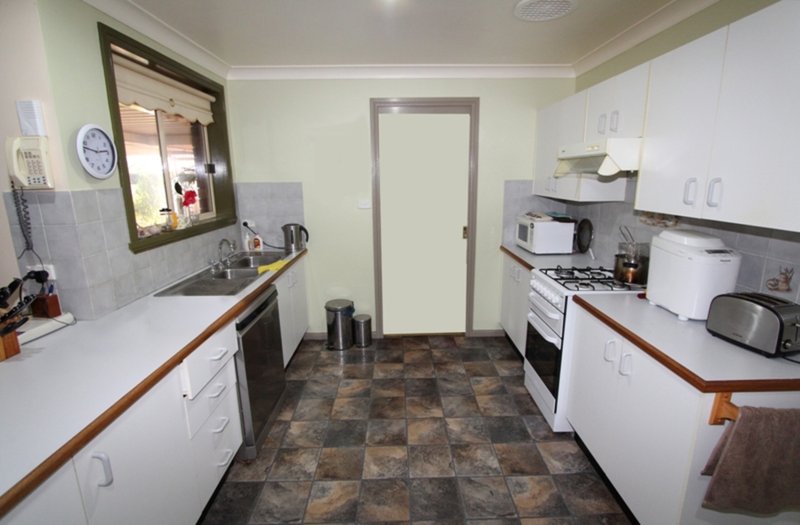 Photo - 3 Laws Place, Windradyne NSW 2795 - Image 2