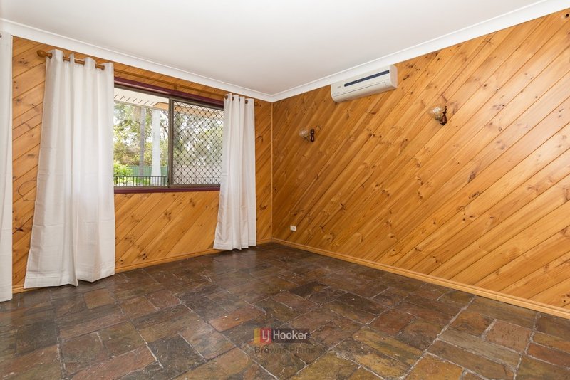 Photo - 3 Leanne Street, Marsden QLD 4132 - Image 3