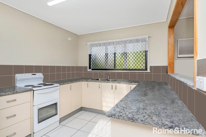 Photo - 3 Leeds Street, Gulliver QLD 4812 - Image 3