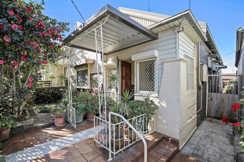 Photo - 3 Leicester Street, Marrickville NSW 2204 - Image 2