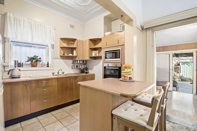 Photo - 3 Leicester Street, Marrickville NSW 2204 - Image 5