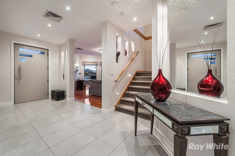 Photo - 3 Leichhardt Avenue, Burnside Heights VIC 3023 - Image 3