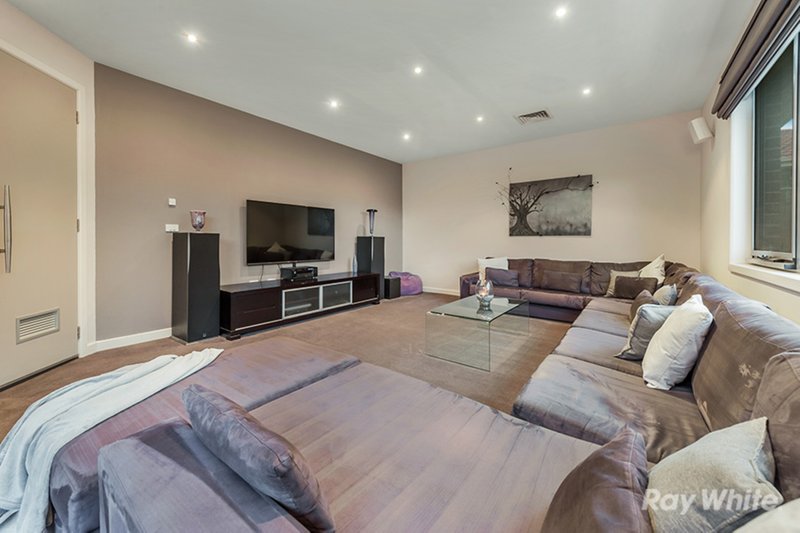 Photo - 3 Leichhardt Avenue, Burnside Heights VIC 3023 - Image 13