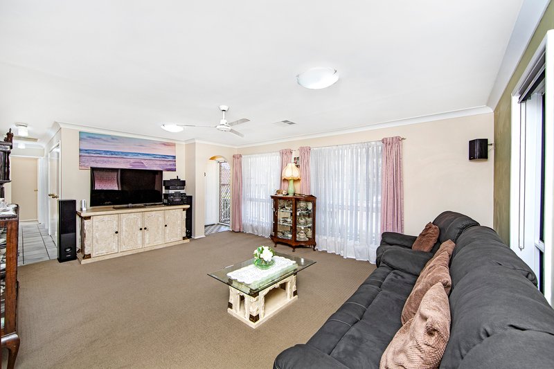 Photo - 3 Lena Close, Lake Munmorah NSW 2259 - Image 5