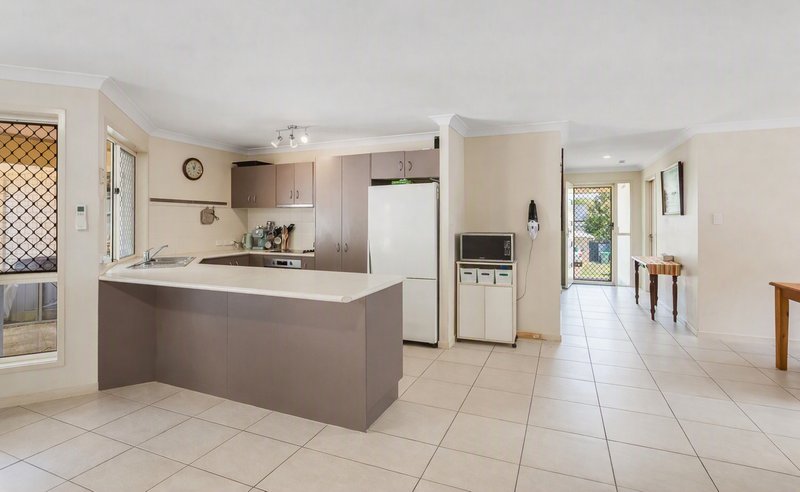 Photo - 3 Lennon Boulevard, Narangba QLD 4504 - Image 5