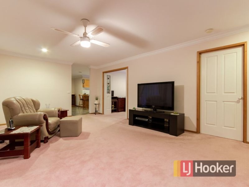 Photo - 3 Lennon Court, Narre Warren South VIC 3805 - Image 5