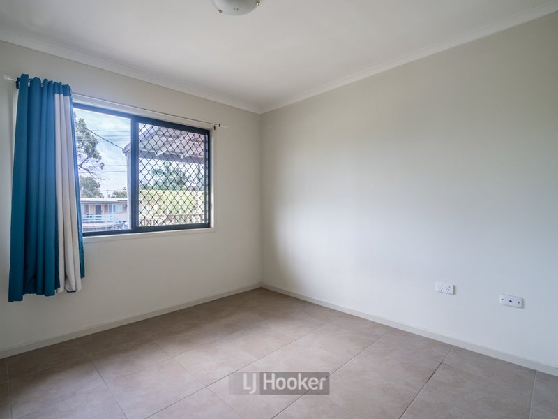 Photo - 3 Lennox Court, Logan Central QLD 4114 - Image 9