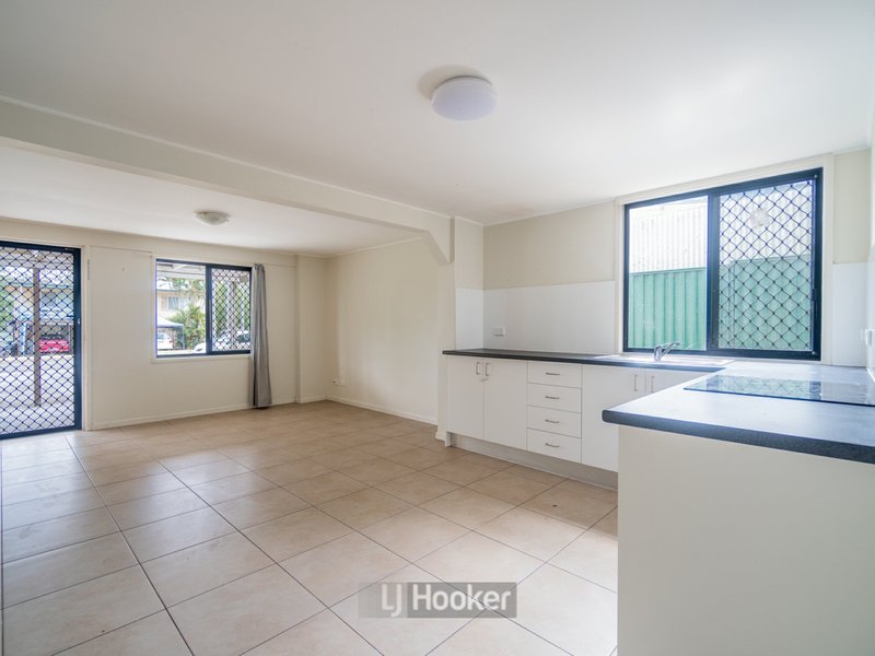 Photo - 3 Lennox Court, Logan Central QLD 4114 - Image 16