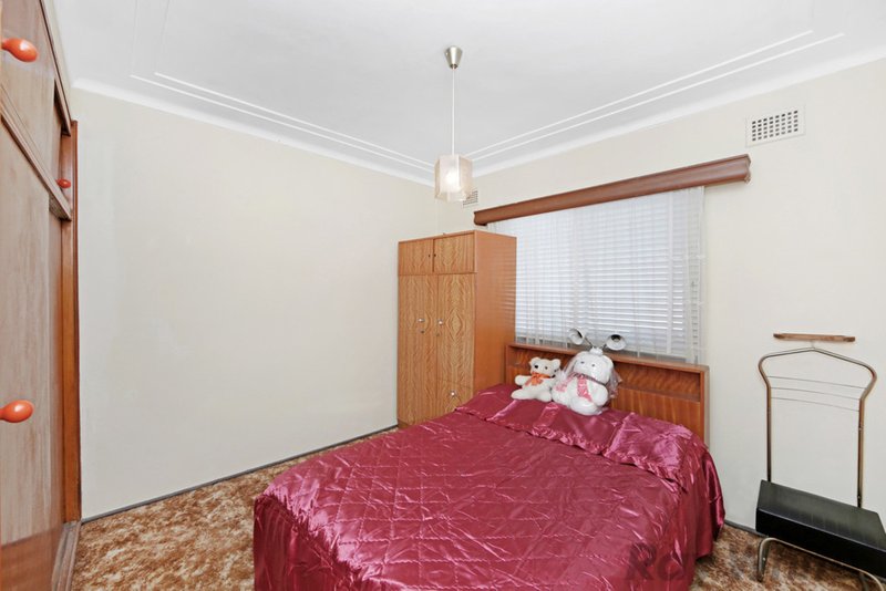 Photo - 3 Leonard Avenue, Toukley NSW 2263 - Image 3