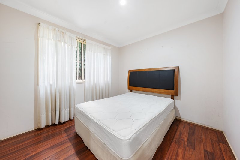 Photo - 3 Leopold Place, Cecil Hills NSW 2171 - Image 7